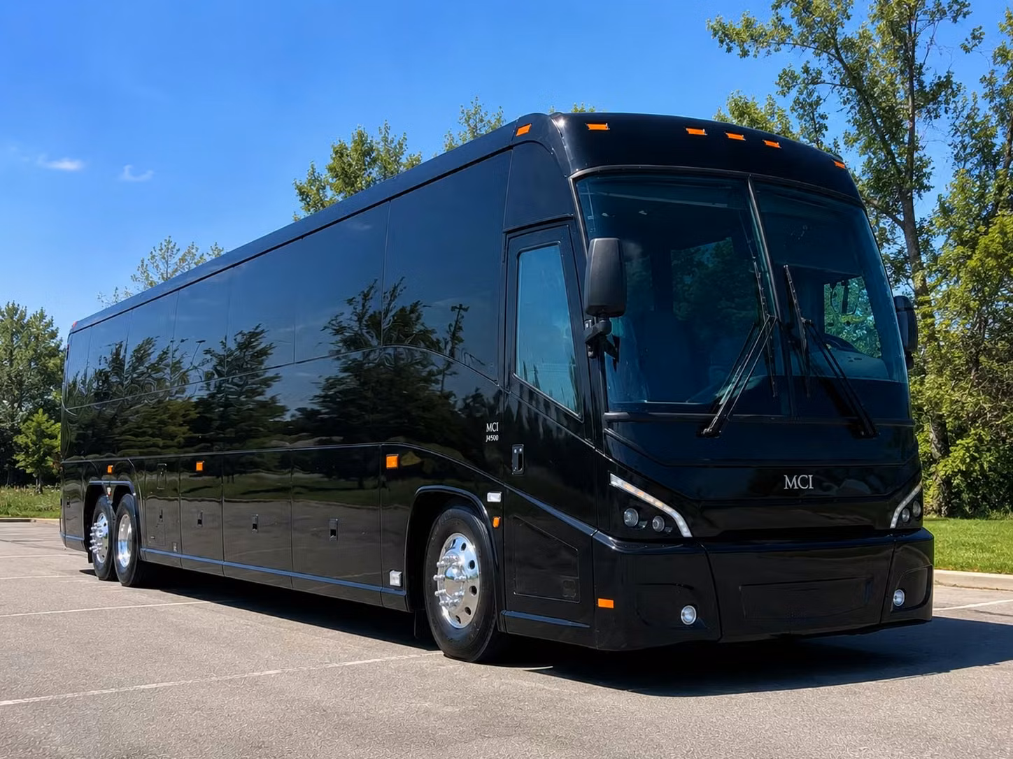 charter buses for erie art museum and experiential learning field trips
