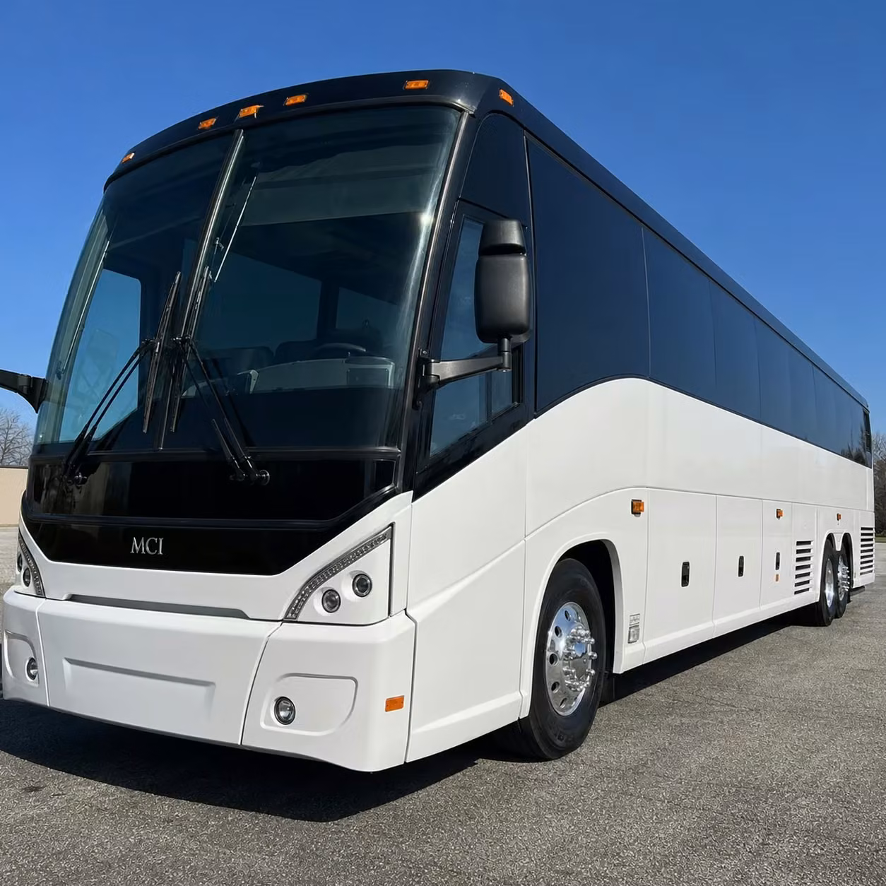 erie airport shuttle services for corporate groups and business travelers