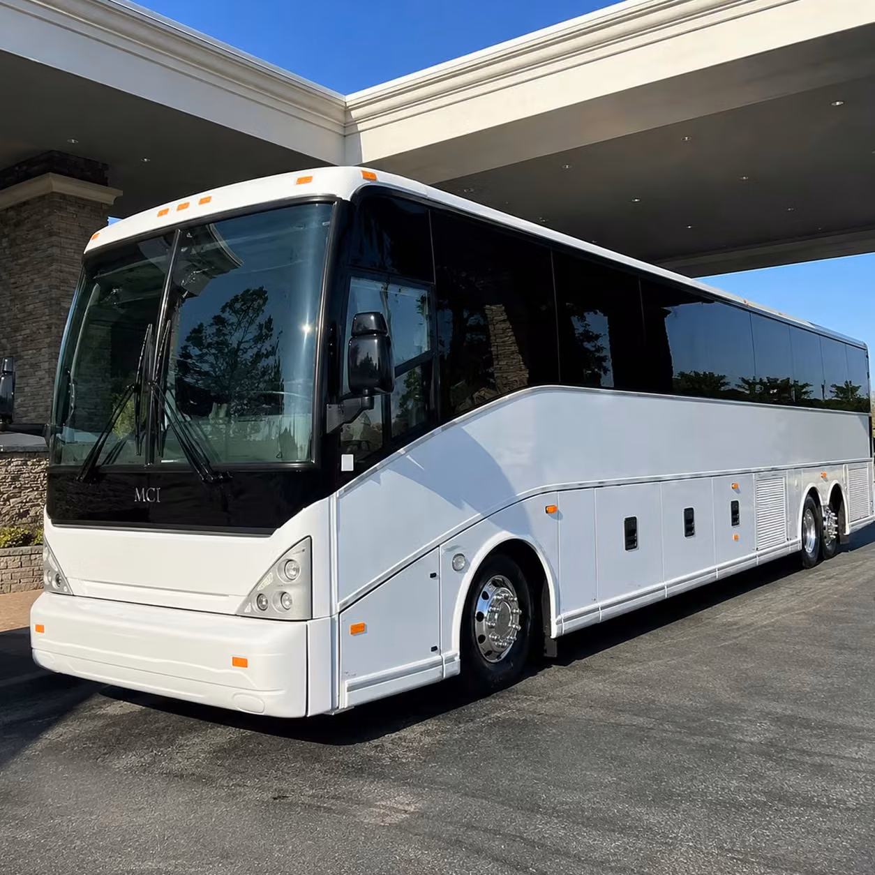 group airport transfers to and from erie international airport made simple
